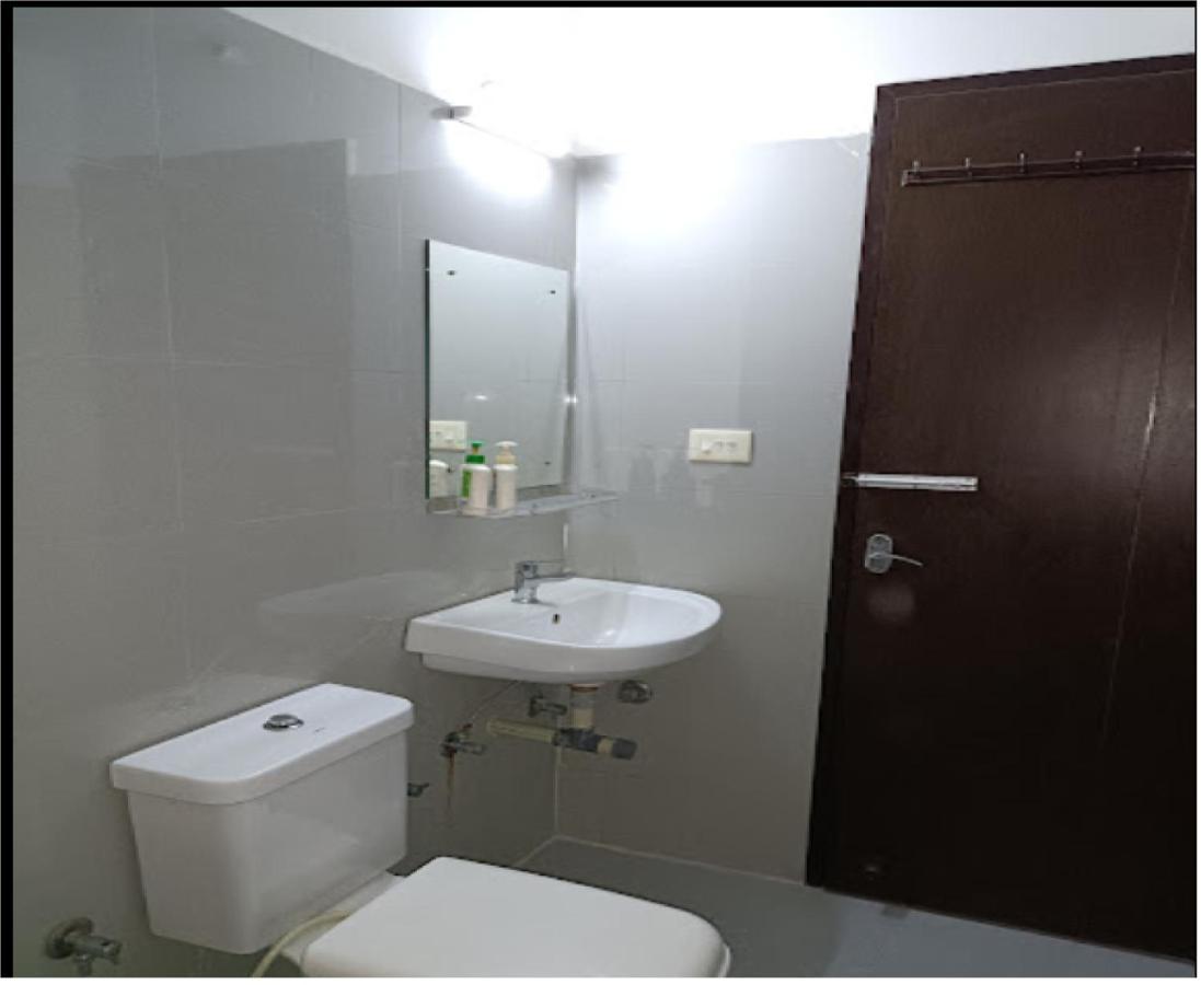 Supreme Guest House By Wb Inn Agra  Exterior foto